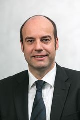 Dr. Torsten Knödler leitet Presseabteilung